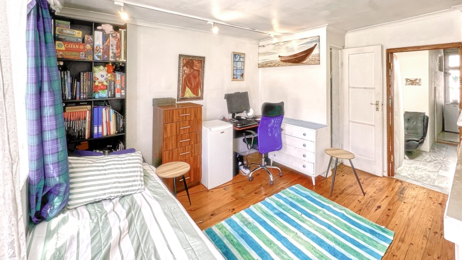 1 Bedroom Property for Sale in Green Point Western Cape